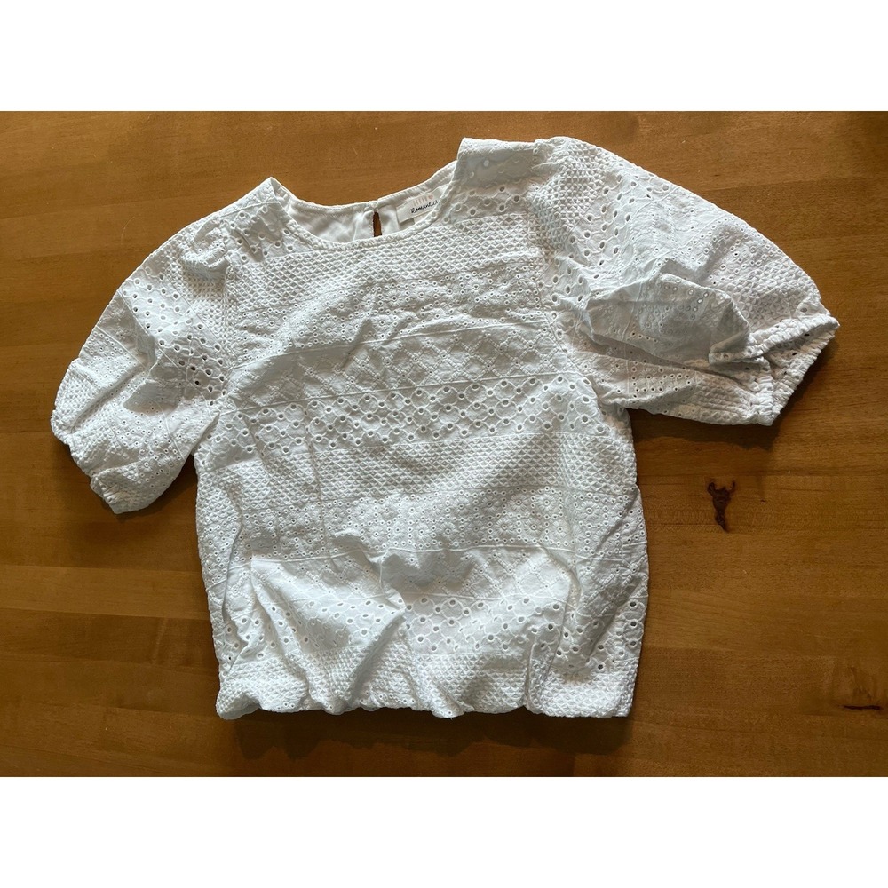 Urban Romantics Womens Sz S White Eyelet Lace Top 100% Cotton Resort Summer